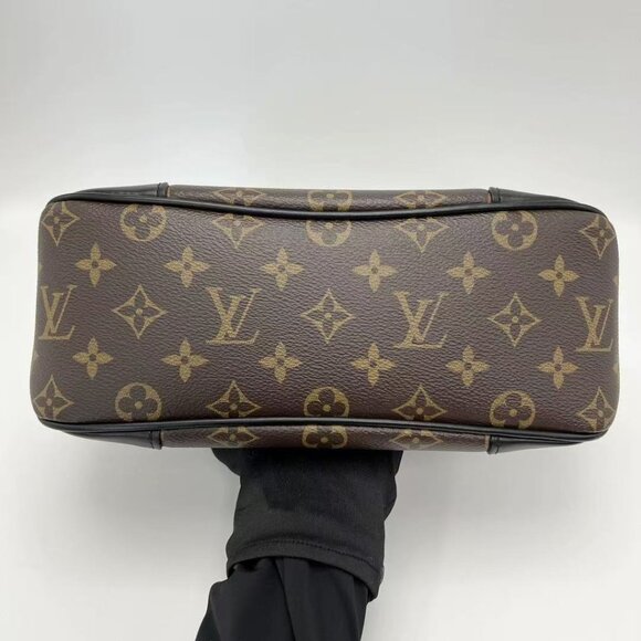 Louis Vuitton handheld shoulder crossbody bag - Picture 5 of 6
